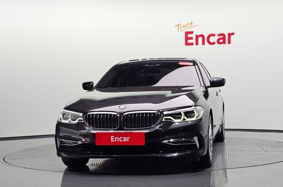BMW 5-Series 520d xDrive Luxury Plus — пробег 142 525 км — фото 3 из 5