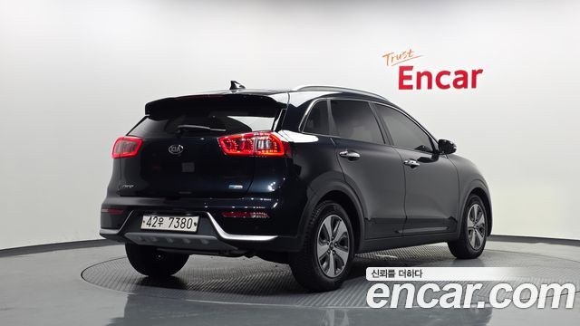 Kia Niro из Кореи Encar