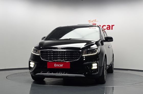 Kia Carnival 9-Seater Noblesse Special — пробег 162 901 км — фото 3 из 5