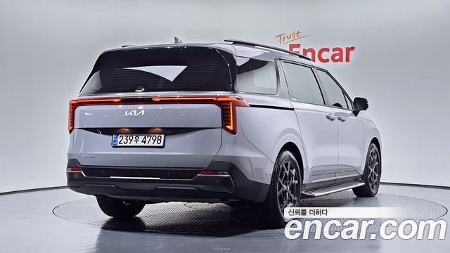 Kia Carnival Diesel 9-Seater Gravity — пробег 17 241 км — фото 2 из 5