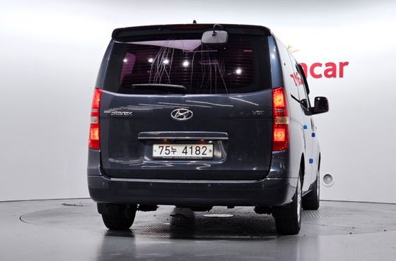 Hyundai Starex Wagon 12-Seater Modern — пробег 92 655 км — фото 4 из 5