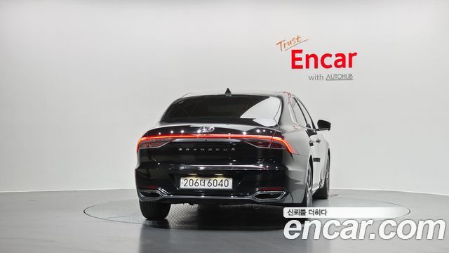 Hyundai Grandeur из Кореи Encar