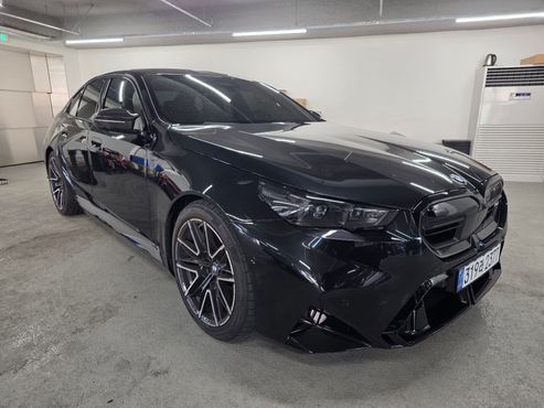 BMW M5 M5 Sedan — пробег 4 100 км — фото 1 из 5