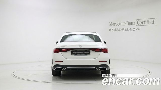 Mercedes-Benz E-Class E200 AMG Line — пробег 1 703 км — фото 4 из 5