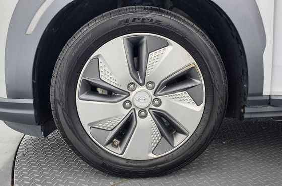 Hyundai Kona Premium — пробег 118 219 км — фото 5 из 5