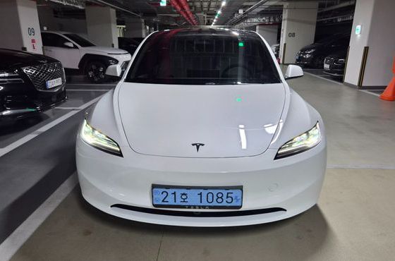 Tesla Model 3 Premium Long Range RWD — пробег 500 км — фото 1 из 5
