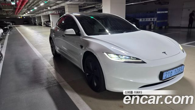 Tesla Model 3 Premium Long Range RWD — пробег 500 км — фото 3 из 5
