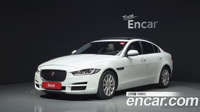 Jaguar XE 20d Prestige — пробег 120 134 км — фото 1 из 5