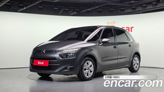 Citroen-DS C4 Picasso 1.6 B-HDI Intensive — пробег 146 084 км — фото 1 из 5