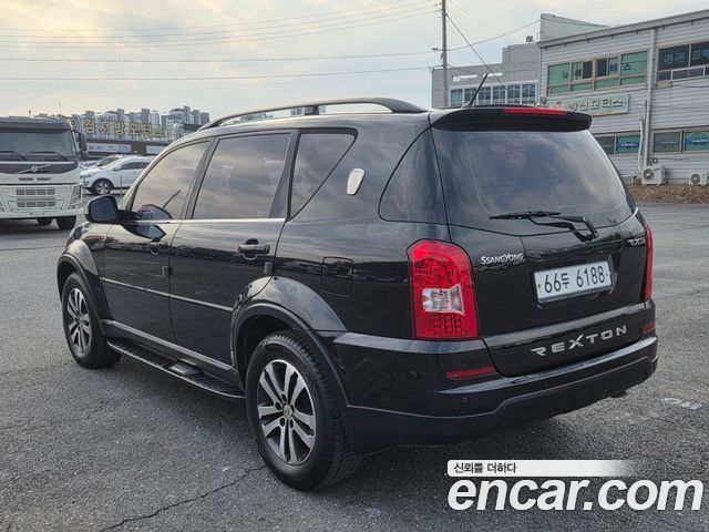 Ssangyong Rexton из Кореи Encar