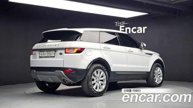 Land Rover Range Rover Evoque 2.0 TD4 SE — пробег 121 276 км — фото 2 из 5