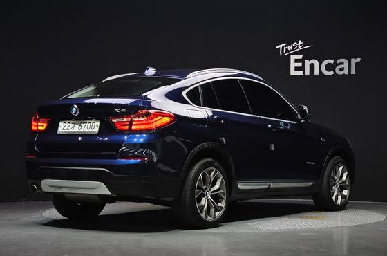BMW X4 xDrive20d — пробег 98 395 км — фото 2 из 5