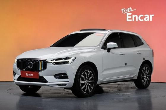 Volvo XC60 T6 Inscription — пробег 68 536 км — фото 1 из 5