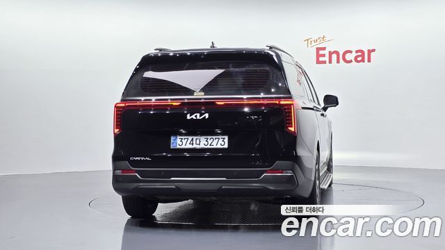 Kia Carnival Diesel 9-Seater Gravity — пробег 6 691 км — фото 4 из 5
