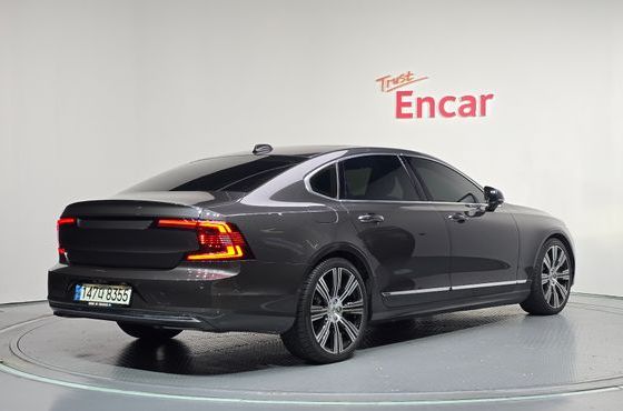 Volvo S90 B6 AWD Inscription — пробег 233 971 км — фото 2 из 5