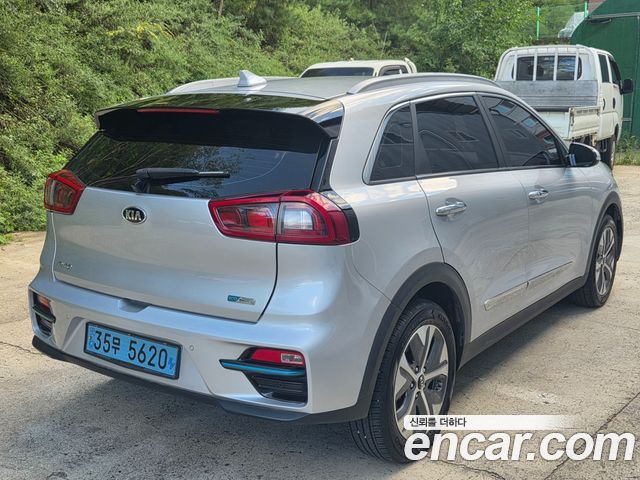 Kia Niro из Кореи Encar