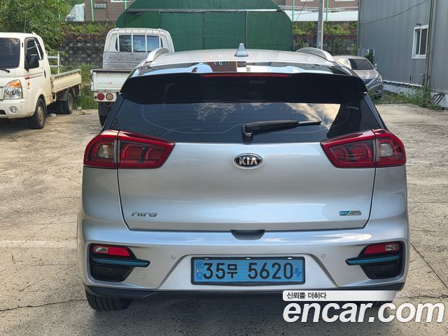Kia Niro из Кореи Encar