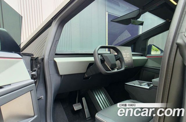 Tesla Cybertruck Cyberbeast — пробег 1 000 км — фото 5 из 5