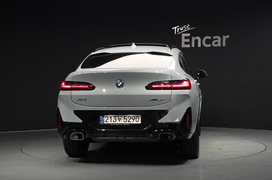 BMW X4 xDrive20i M Sport — пробег 30 046 км — фото 4 из 5