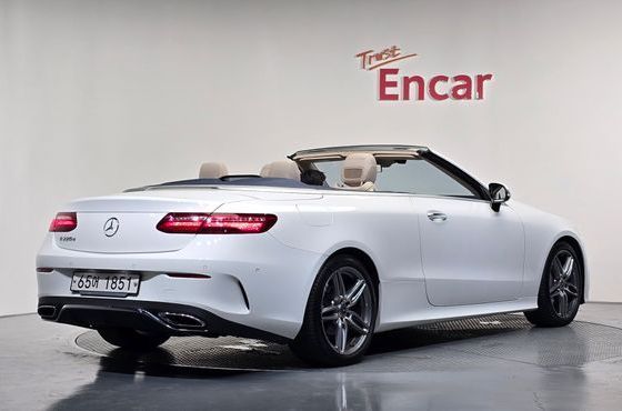 Mercedes-Benz E-Class E220d Cabriolet — пробег 76 181 км — фото 2 из 5