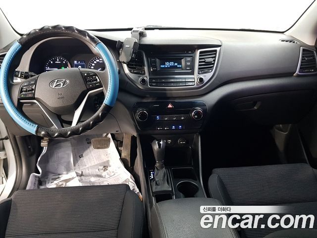 Hyundai Tucson Diesel 1.7 2WD Style — пробег 217 721 км — фото 5 из 5