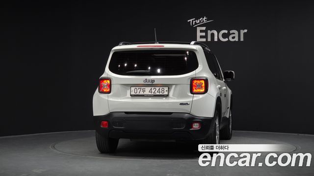 Jeep Renegade 2.4 Longitude High — пробег 83 203 км — фото 4 из 5