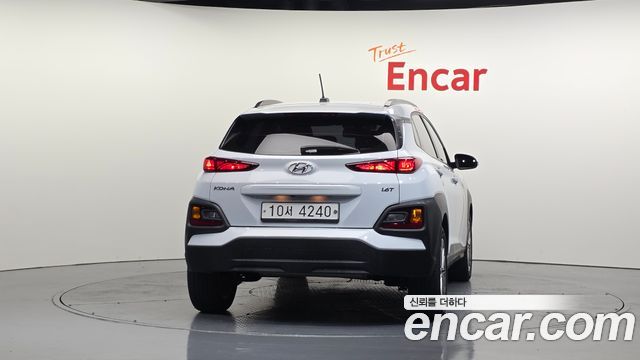 Hyundai Kona из Кореи Encar