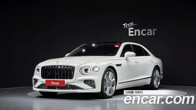 Bentley Flying Spur 4.0 Core — пробег 2 662 км — фото 1 из 5