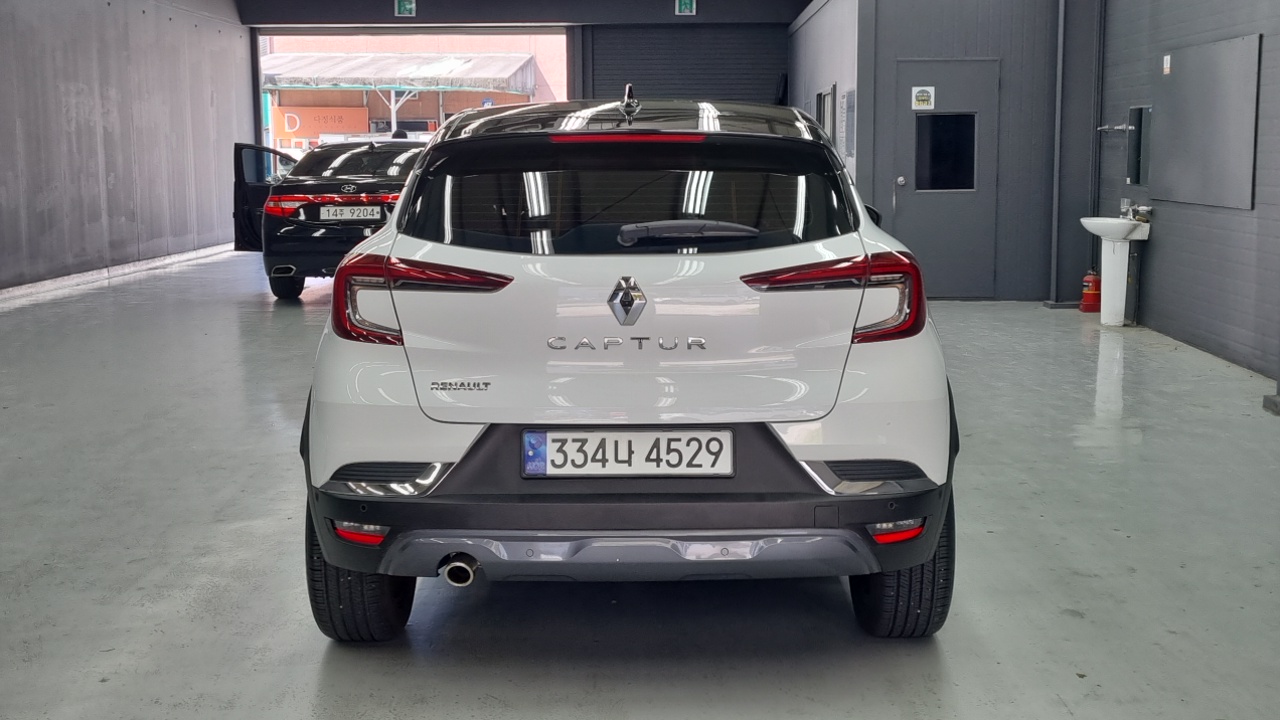 Renault (Samsung) Captur 1.3 TCe Edition Paris — пробег 13 525 км — фото 4 из 5