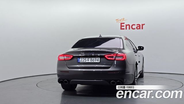 Maserati Quattroporte из Кореи Encar