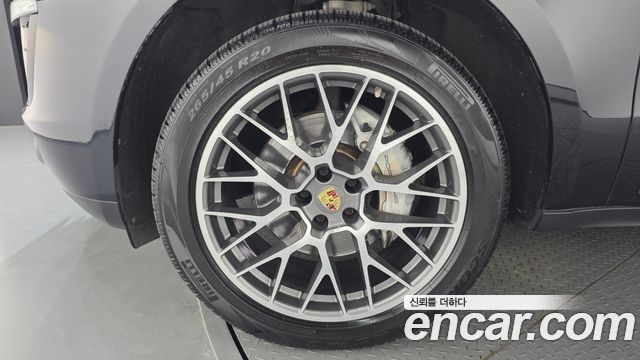 Porsche Macan из Кореи Encar