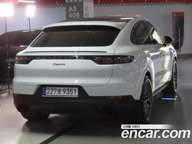 Porsche Cayenne 3.0 E-Hybrid Coupe — пробег 56 000 км — фото 3 из 5