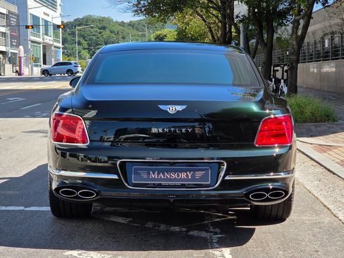 Bentley Flying Spur 4.0 — пробег 17 660 км — фото 4 из 5