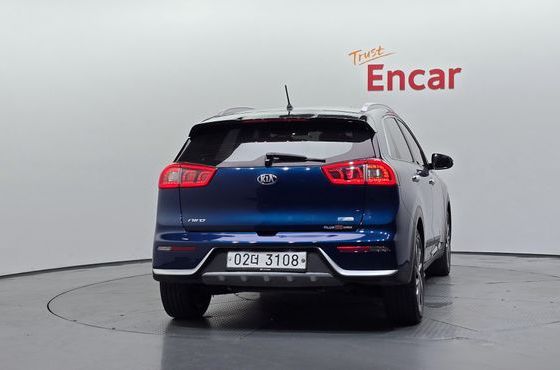 Kia Niro Noblesse — пробег 146 370 км — фото 4 из 5