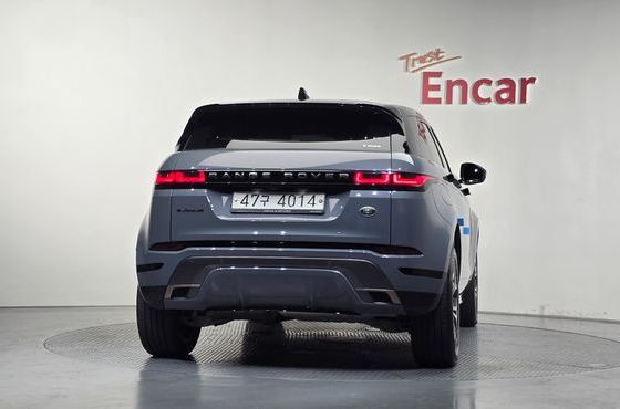 Land Rover Range Rover Evoque D180 First Edition — пробег 66 579 км — фото 4 из 5