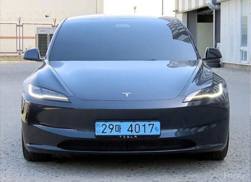 Tesla Model 3 RWD — пробег 17 000 км — фото 2 из 5
