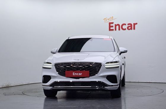 Genesis GV70 2.5T Gasoline AWD — пробег 8 871 км — фото 3 из 5