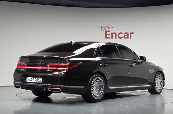 Genesis G90 3.8 AWD Premium Luxury — пробег 82 556 км — фото 2 из 5