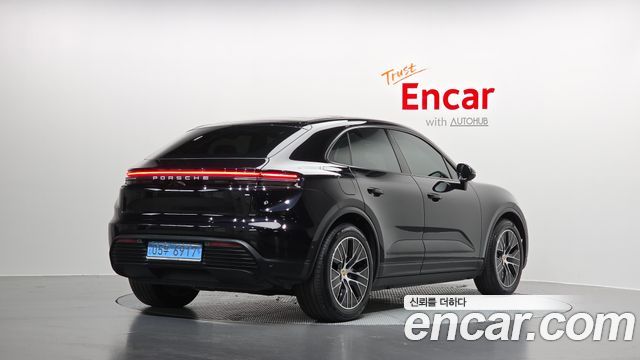 Porsche Macan Base — пробег 56 839 км — фото 2 из 5