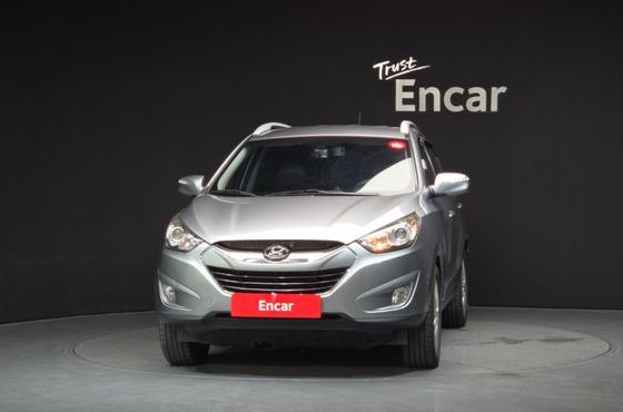 Hyundai Tucson Diesel 2WD LX20 Luxury — пробег 245 056 км — фото 3 из 5