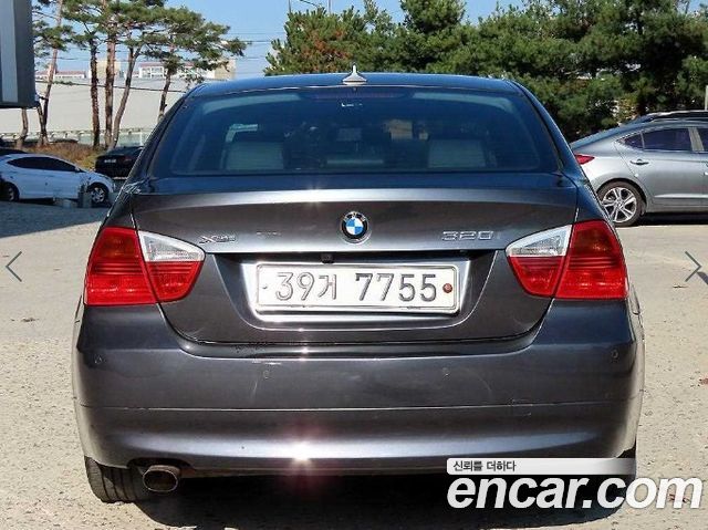 BMW 3-Series 320i Sedan — пробег 184 064 км — фото 4 из 5