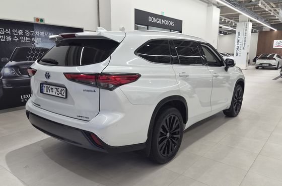 Toyota Highlander 2.5 4WD Limited — пробег 49 965 км — фото 2 из 5