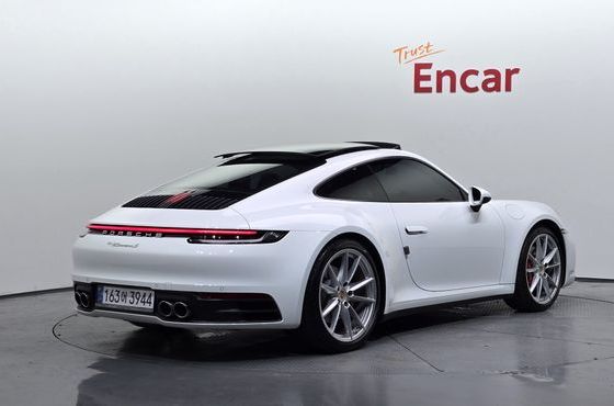 Porsche 911 Carrera S — пробег 39 555 км — фото 2 из 5