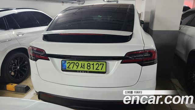 Tesla Model X AWD — пробег 1 550 км — фото 4 из 5