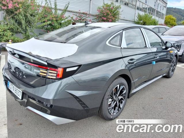Hyundai Sonata 1.6 Turbo S — пробег 1 км — фото 2 из 5