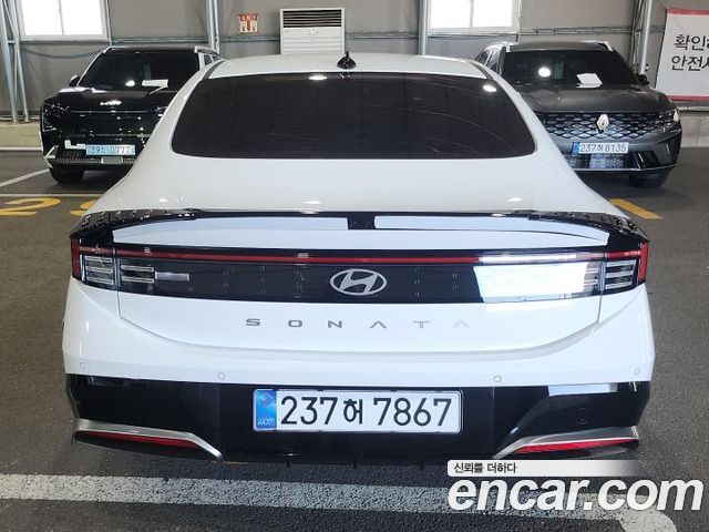 Hyundai Sonata 2.0 S — пробег 1 км — фото 4 из 5