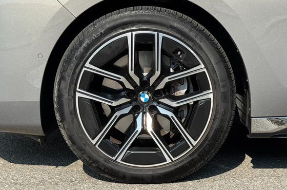 BMW 7-Series 740i xDrive M Sport Limited — пробег 56 082 км — фото 5 из 5