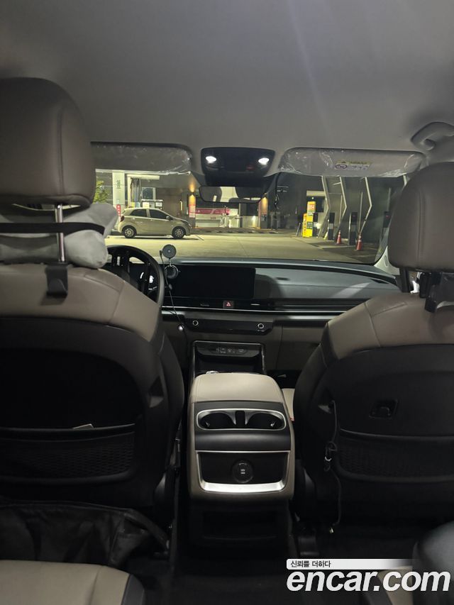 Kia Carnival Gasoline 9-Seater Prestige — пробег 26 000 км — фото 5 из 5