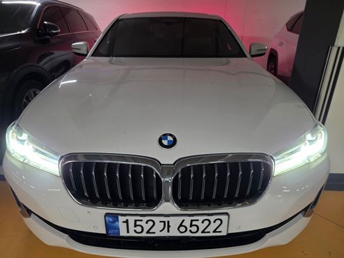 BMW 5-Series 523d xDrive Luxury — пробег 51 000 км — фото 1 из 5