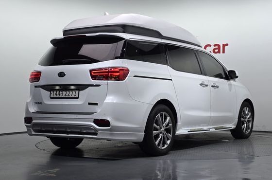 Kia Carnival Gasoline 7-Seater Hi-Limousine President — пробег 48 268 км — фото 2 из 5